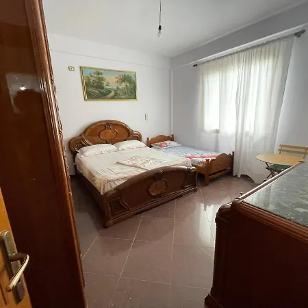 Kia Vlora *